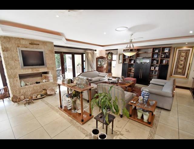 5 BEDROOM HOUSE FOR SALE IN LINKSFIELD
